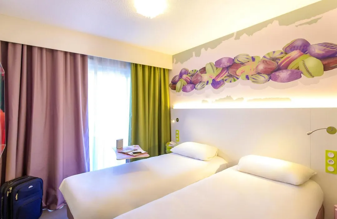 ibis Styles Fréjus St Raphael-1